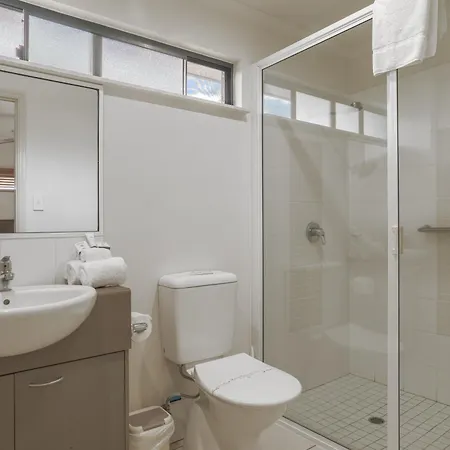 Southern Cross Atrium Apartments Cairns Room photo