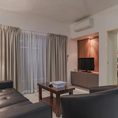 Southern Cross Atrium Apartments Cairns Room photo